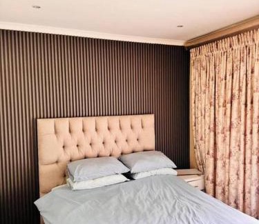 Gillitts House | Family Home, Hillcrest