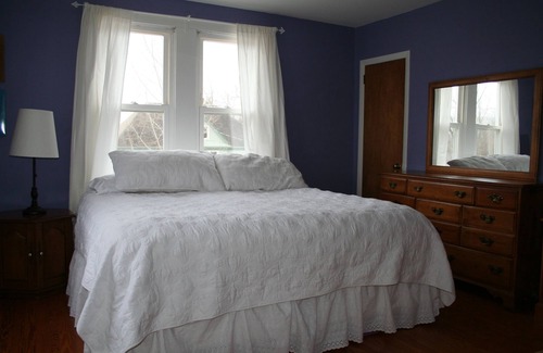 Great Barrington House | Family Home With Big Yard On The Hill, Short Walk To Downtown And Lake Mansfield