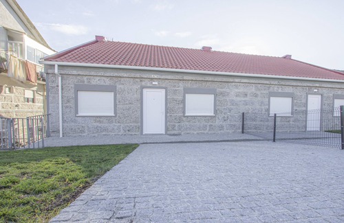Guimaraes House | Family house, 5 minutes from Guimarães city center, with private garden