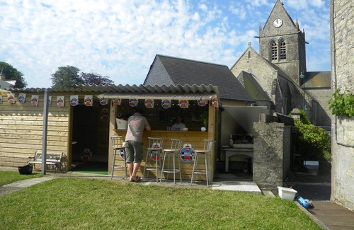 Sainte-Mere-Eglise House | Family house for 14 p in the heart of the d-day