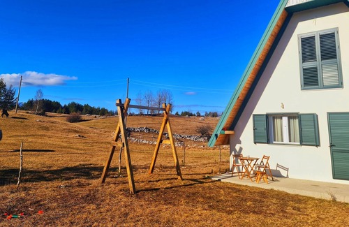 Zabljak House | Family house in a beautiful and quiet part of Žabljak.