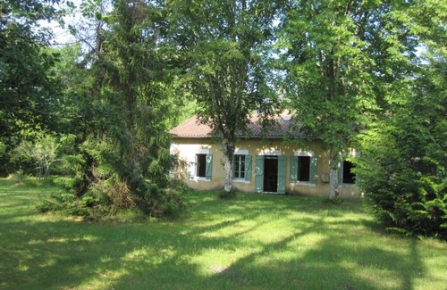 Sabres House | Family house in the middle of the forest
