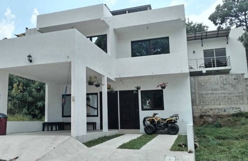 Coban House | Family house with free parking, wifi, in a secured residencial complex