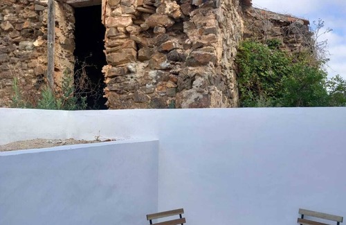 Bordeira House | Family House with Plunge Pool and Games Room in Bordeira, Aljezur