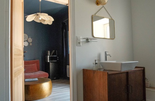Le Fresne-Camilly Bed & Breakfast | Family junior suite in DRC