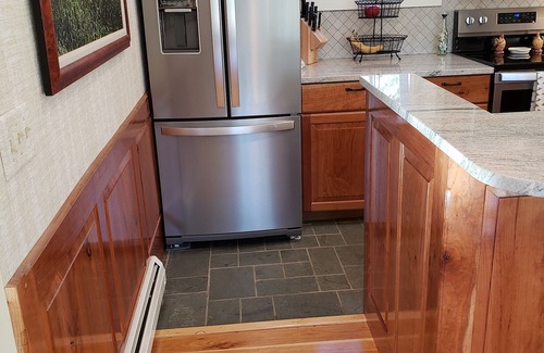 Manchester Center House | Family oriented community in country setting.10 minute walk to town center.