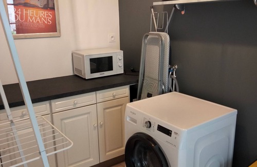 Bazouges-sur-le-Loir Cottage | Family Retreat: Heated Pool, Garden, Near Zoo & Le Mans Circuit