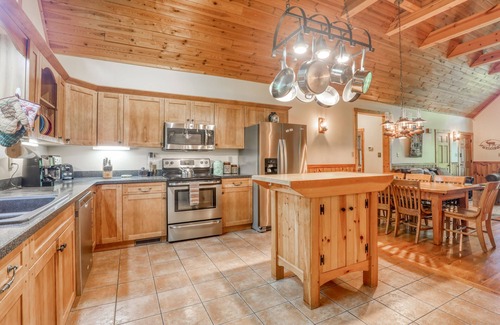 Millville Ski Chalet | Family Reunion Escape: Warm 3BR Chalet