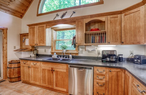 Millville Ski Chalet | Family Reunion Escape: Warm 3BR Chalet