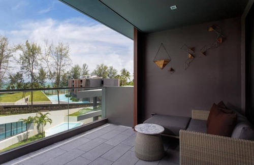 Khuekkhak Resort | Family room with Pool View 2 Adult +2 Children (F5)