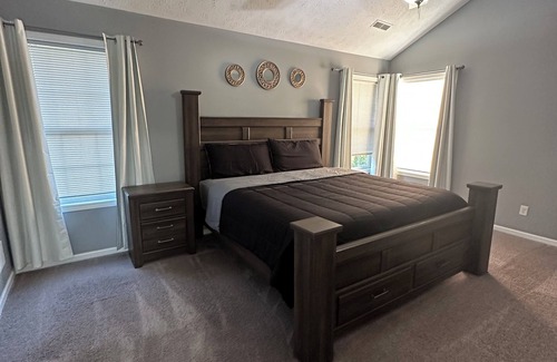 Stockwell House | Family sized house close to everything and only 7 miles from Purdue!