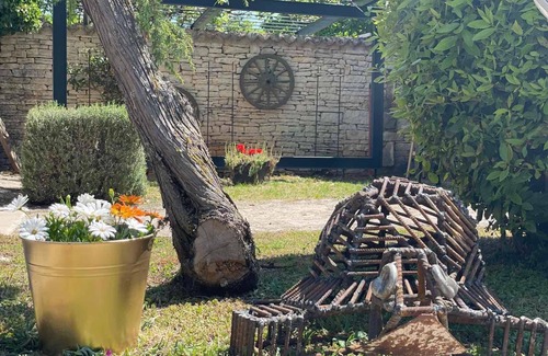 Debeljuhi House | Family-sized renovated Istrian house w/lavand field - 20min from Rovinj.