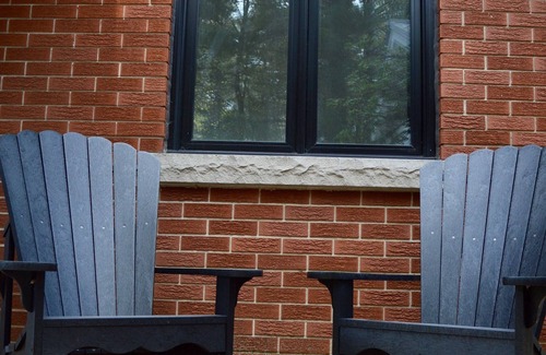 North Dumfries House | Family Style Cottage 5 minutes from the Gaslight District