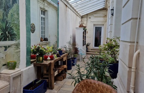 Saint-Avertin House | Family suite for up to 6 people in authentic 18th-century Touraine home