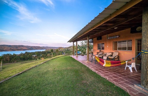 Yaque Arriba Apartment | Family suite in farm overlooking the Taveras lake
