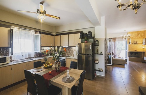 Galatas House | Family Summer 2-floor home with Outdoors near Sea