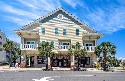 Myrtle Beach House | Family Tree- when you need that special space for the whole Family !