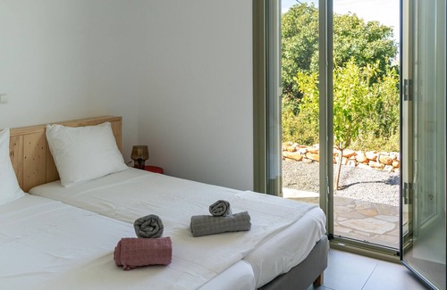 Lefktron Villa | Family villa with 2 apartments, private pool and sea view
