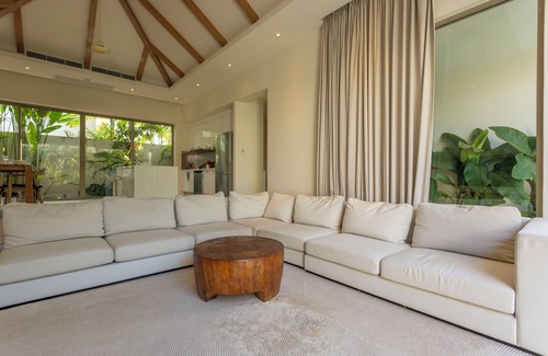 Choeng Thale Villa | Famous 5 Trichada Resort 4-Bedroom V164