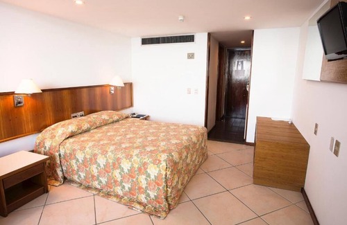 Vitoria Apartment | Famous Sol Vitoria Marina Hotel located in best located part in Salvador Bahia