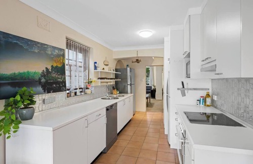 Darling Harbour House | Fancy 4 BR (Parking)/ICC&Darling Harbour-8 mins