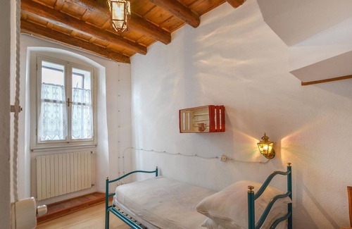 Muggia House | Fancy an unforgettable vacation? Come to this wonderful vacation home near Trieste.