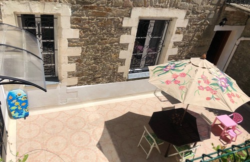 Auray House | FANTASTIC 16th CENTURY MANOR - CENTRAL AND STEPS FROM SAINT GOUSTAN