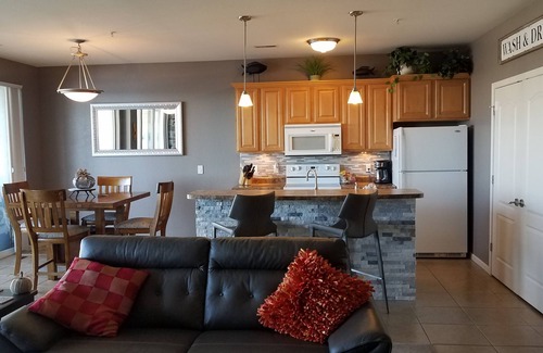 Osage Beach Condo | Fantastic 2BR 2 BA waterfront property in Lands End, Osage Beach!