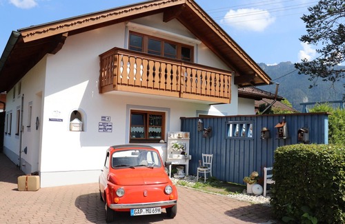 Oberammergau Apartment | Fantastic 93 m² holiday apartment in Oberammergau in a modern alpine style