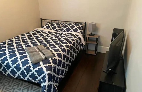 Dorchester Apartment | Fantastic Apartment 3 Beds in Boston Neat Subway Station @Ridgewood1