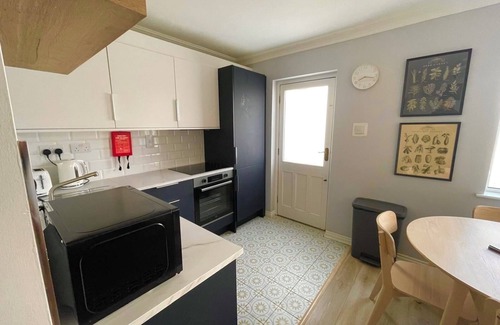 Galway City Centre Apartment | Fantastic City Centre Location - Sleeps 5