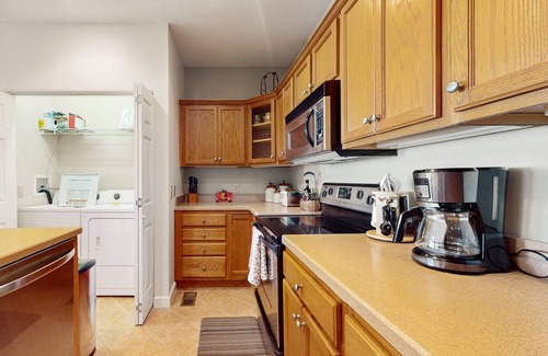 Sugar Mountain Condo | Fantastic condo with large deck, fireplace, stunning Grandfather Mountain vistas