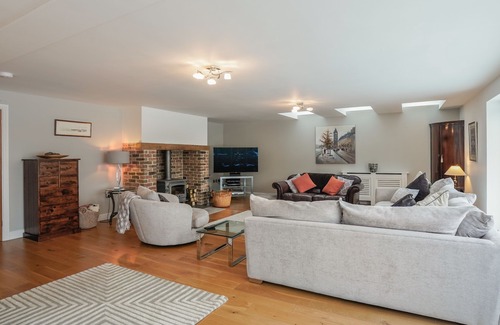 Halstead House | Fantastic detached house with countryside views.