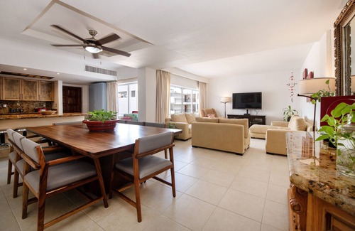 Punta Cancun Villa | Fantastic Family Villa on the best Beach in Cancun
