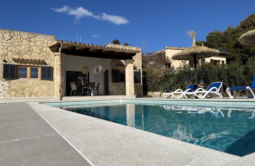 Cala Llombards House | Fantastic finca/holiday home in Cala Llombards in the southeast of Mallorca