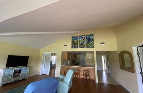 New Smyrna Beach House | Fantastic Golf Course View, 10 min to the beach, 1 hour 20 to the theme parks