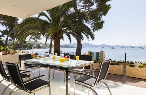 Puerto de Pollensa Apartment | Fantastic ground floor apartment on Pinewalk with amazing views