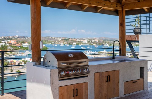 Jan Thiel Villa | Fantastic luxurious villa with the most amazing panoramic view!