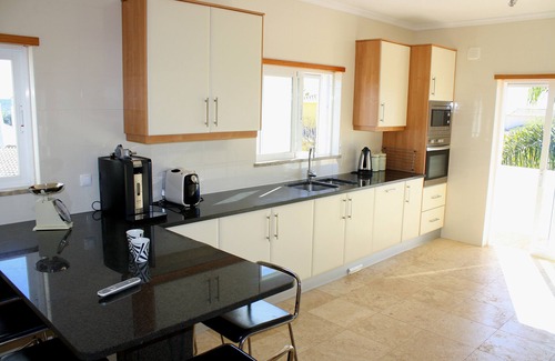 Luz Villa | Fantastic Luxury Villa with air con, solar heated pool, jacuzzi and sea views!