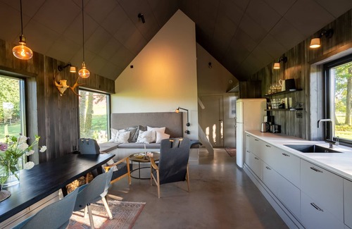 Vargarda Municipality House | Fantastic newly built barn in the country, only 45 minutes from Gbg