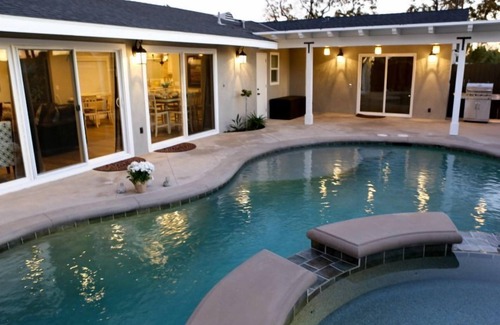 Anaheim Resort House | Fantastic Pool/Jac Home: 4 EnSuites, Walk 2 Disney