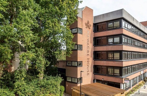 East Grinstead Apartment | Fantastic Studio in East Grinstead