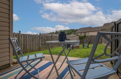 Hoover House | Fantastic Townhouse in Hoover which is Close to Baseball Fields and Food