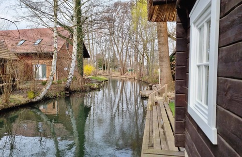 Leipe House | Fantastic vacation home in the Spreewald with log sauna directly on the river