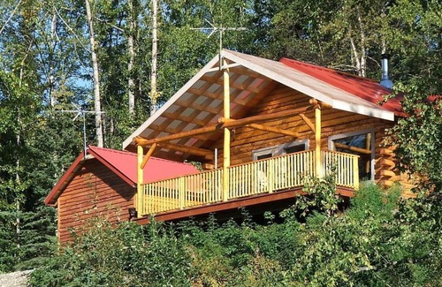 Buffalo Soapstone Cabin | Fantastic views of snow covered mountains