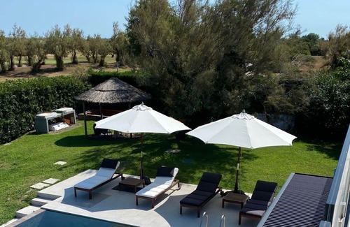 Isola Albarella Villa | Fantastic Villa with Private Pool - Luxury Holidays on Private Island Albarella
