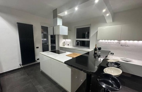 Lipomo House | fantastic villa 5 minutes from Como ItalynLike family-friendly