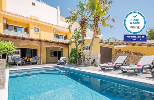 Urbanizacao dos Calicos Villa | FANTASTIC VILLA W/ PRIVATE POOL, BBQ & WIFI