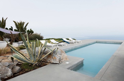 Kea Villa | Fantastic villa with a swimming pool, beautiful garden and a panoramic sea view