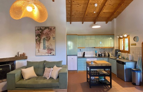 Roumeli House | Fantastic villa with private pool & garden - peace & sea in Roumeli, Crete